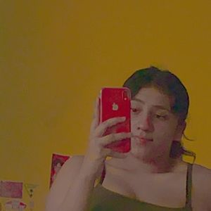 Meet your Posher, April